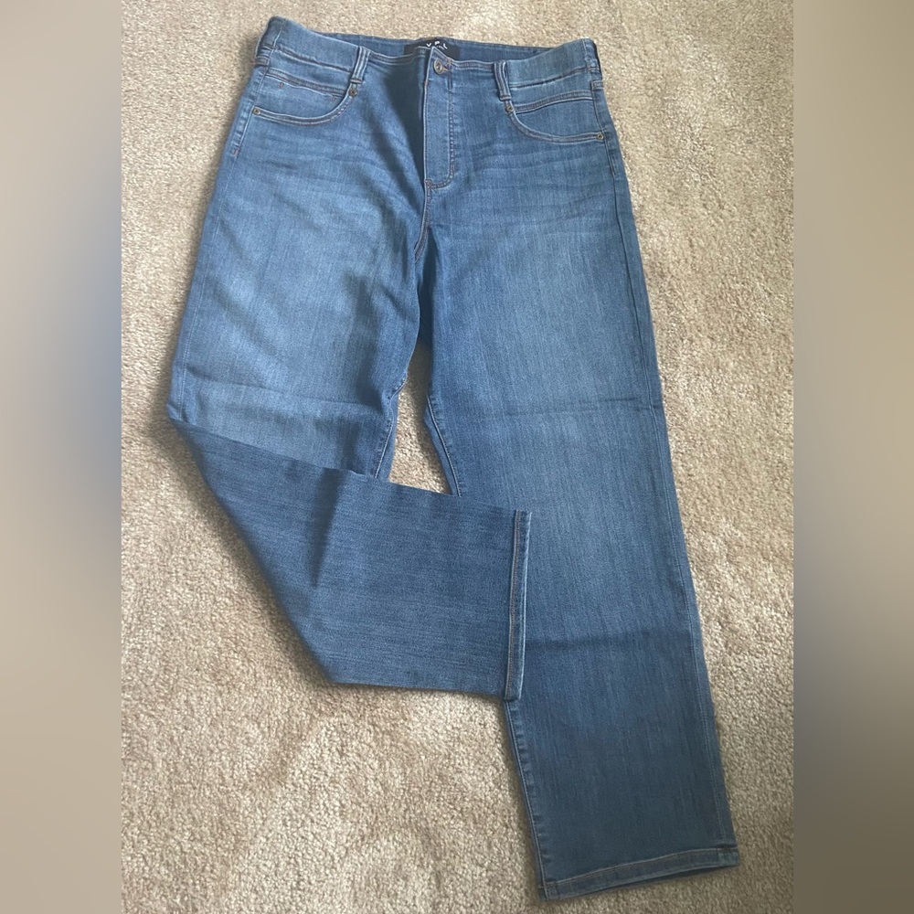 Liverpool Women’s Straight Blue Jeans